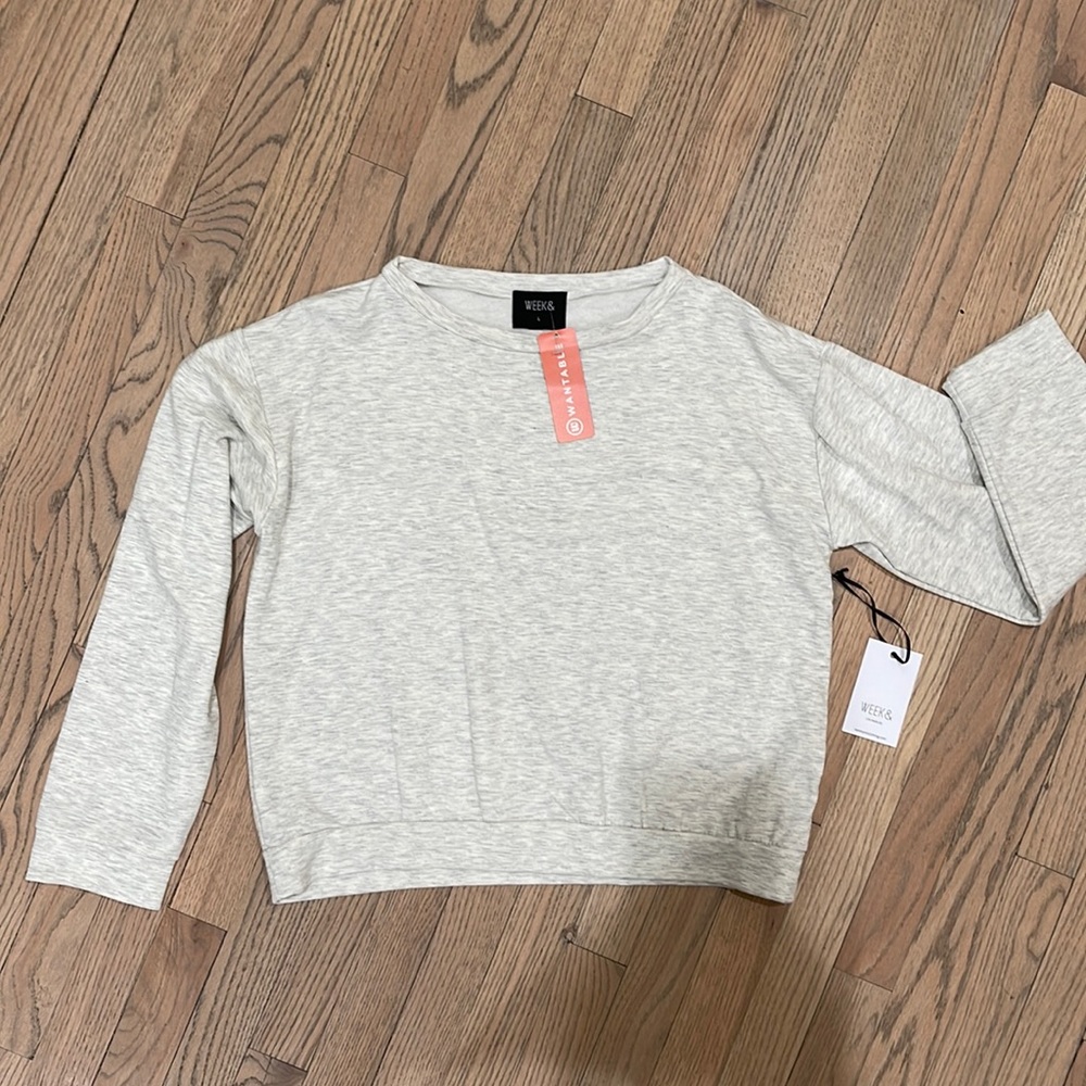 Lt. Grey, long sleeve